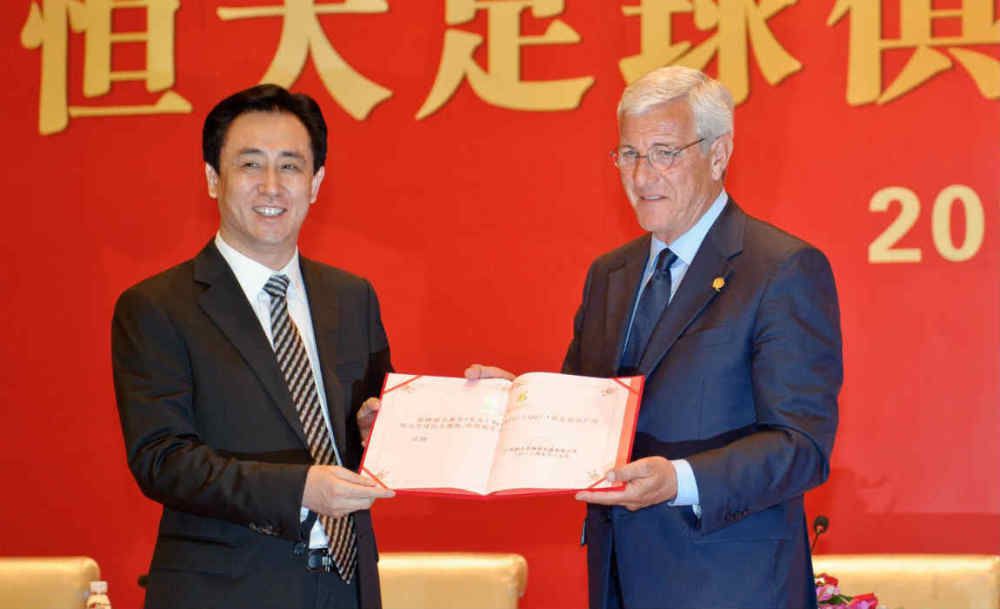 美女光衣光内衣光内裤光裤子